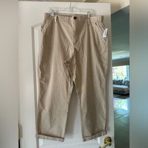 BRAND NEW- 2 Old Navy OGC Chino Cropped Pants Size XL color Khaki